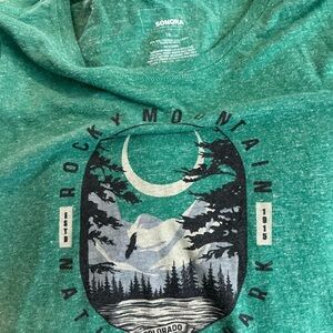 Sonoma Green Heather Mountain Graphic Tee XL Rocky Mountain national Park
